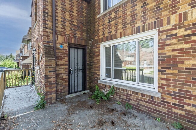 Photo - 17328 Indiana St