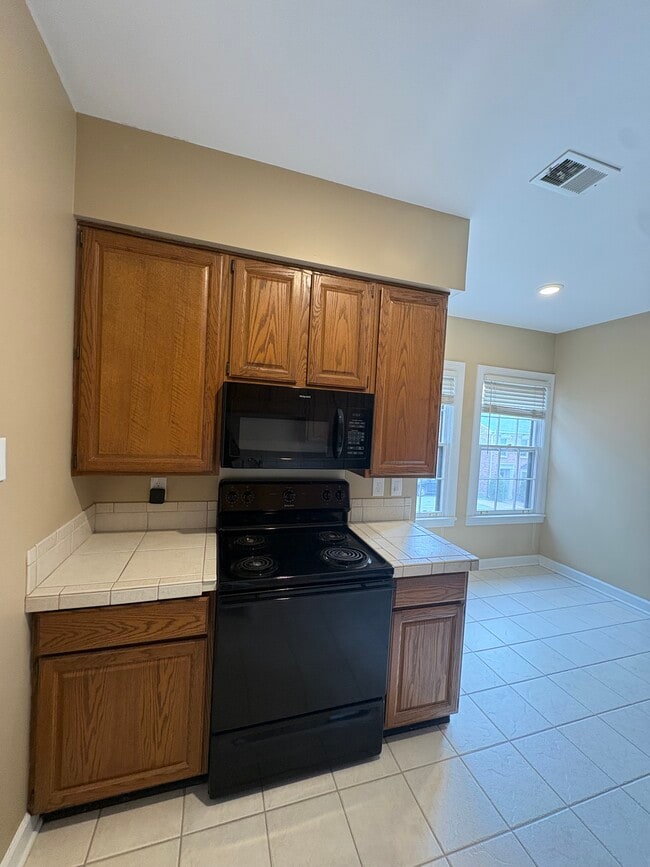 Photo - 2032 Graybar Ln Unit Graybar Lane