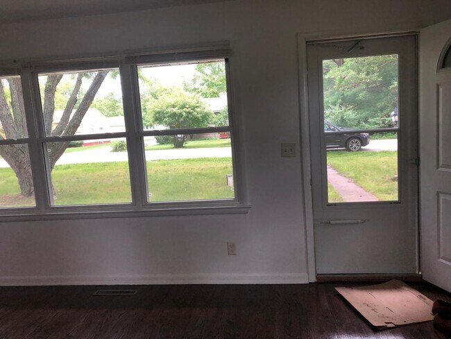 Photo - 116 Pauline Ave