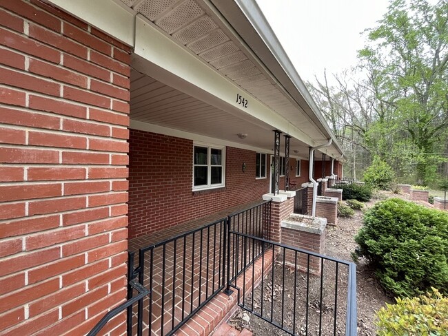 Photo - 1542 Monument Ave