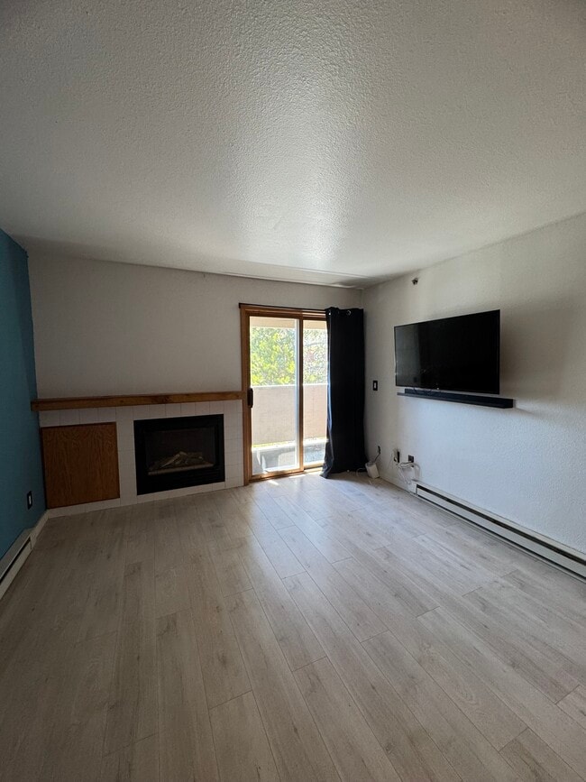 Photo - 1385 Sparta Plz Unidad 15