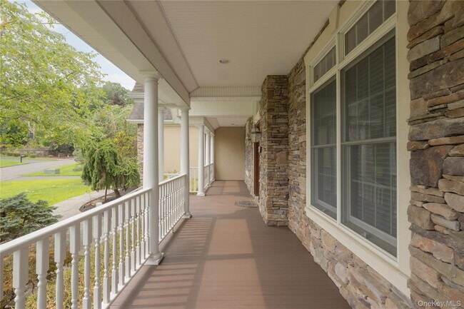Photo - 23 Sandyfields Ln