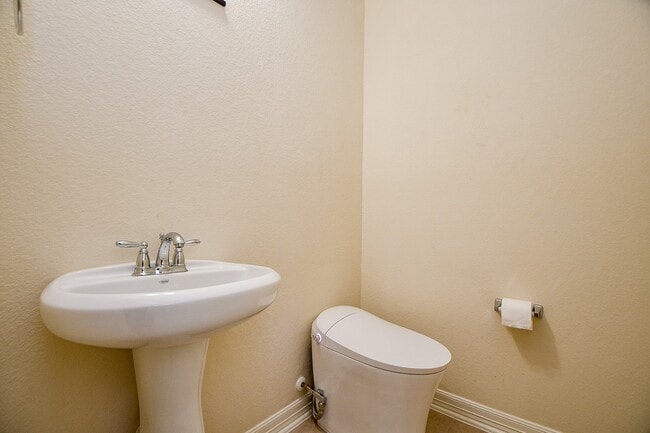 Photo - 8223 Summer Lake Pass Ln