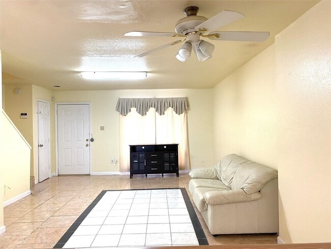 Building Photo - 7831 Fuqua St Unit 7831