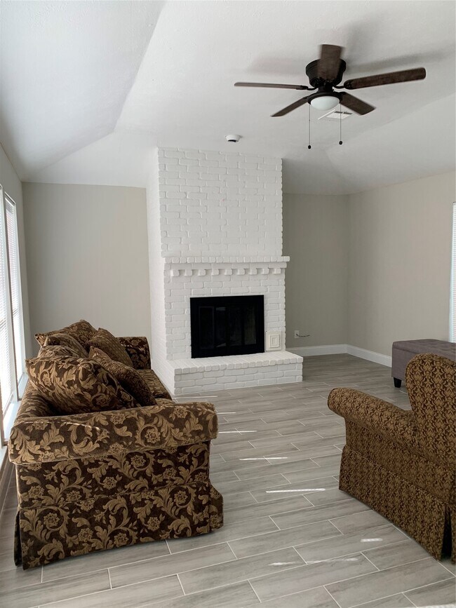 Photo - 15303 Paseo Del Rey Dr