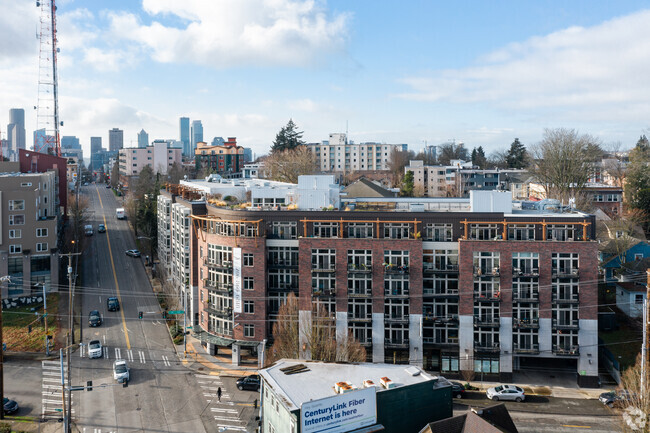 Building Photo - Lawrence Lofts