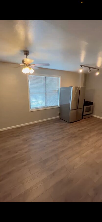 Photo - 2705 Lorraine St