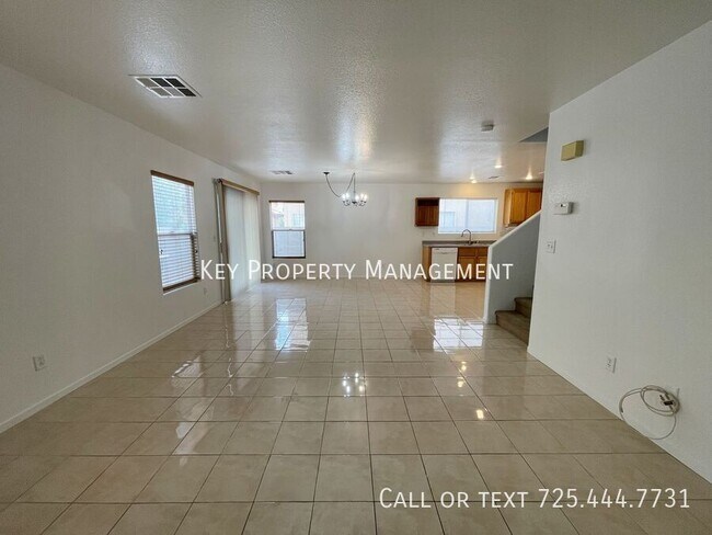 Photo - 1245 Orchard View St