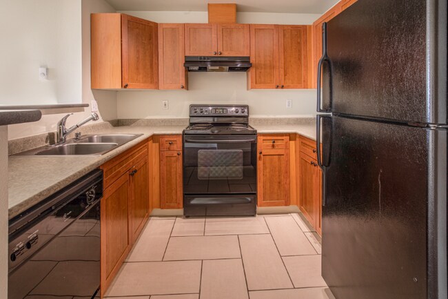 500 Elliott Ave W Unit 303
