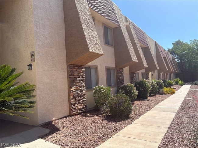 Photo - 5278 River Glen Dr Unit 411