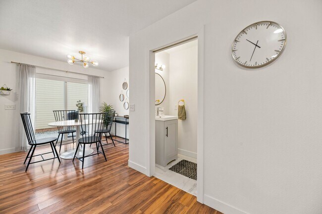 Photo - Fully Furnished Rental!