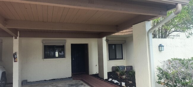 Photo - 1611 Minutemen Causeway Unit 111