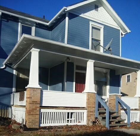 Photo - 465 S Harris Ave House