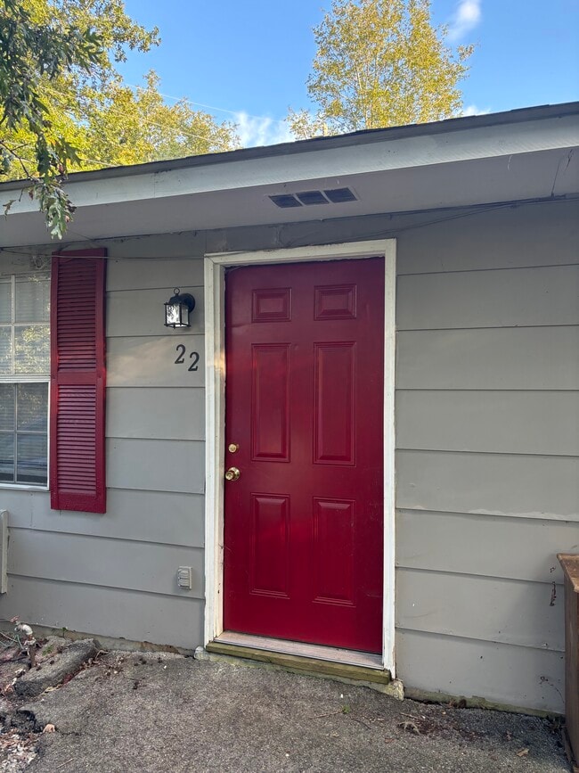 22-28 Topper - 22-28 Topper House