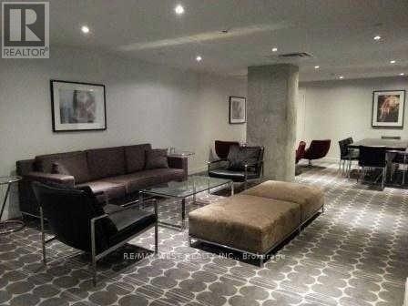 Photo - 25 Oxley St Unit 312