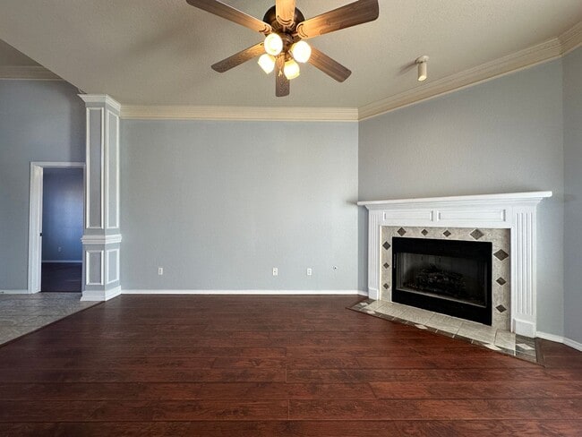 Photo - Gorgeous Brick Home for Rent! - 3 Bedroom, 2 Bath, 2 Car garage - 1,797 sf