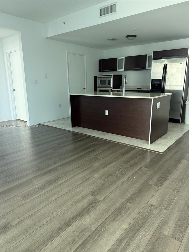 Photo - 1900 N Bayshore Dr Condo Unit 1517