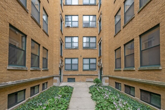 One Bedroom Unit in South Shore - One Bedroom House Unit in South Shore