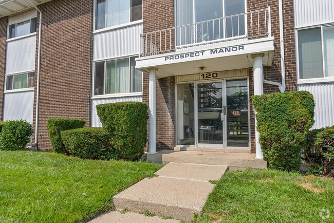 Building Photo - 120 N Prospect Rd Unit 8 Rental