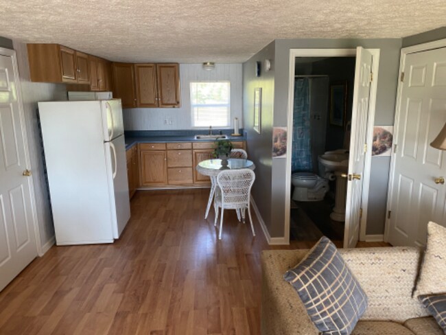 Photo - 135 Charity Ln