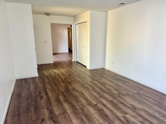 Photo - Spacious 3bd/2ba Fair Oaks Duplex with 2 Garage