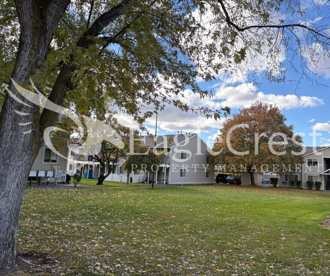 Photo - Two Bedroom Upstairs Unit in The Vineyards...