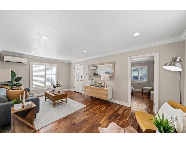 Photo - 674 E Julian St Unidad 674 E Julian St #A