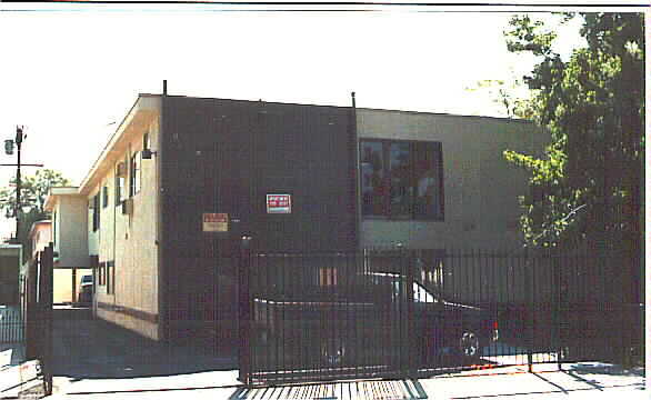 Troost Apts