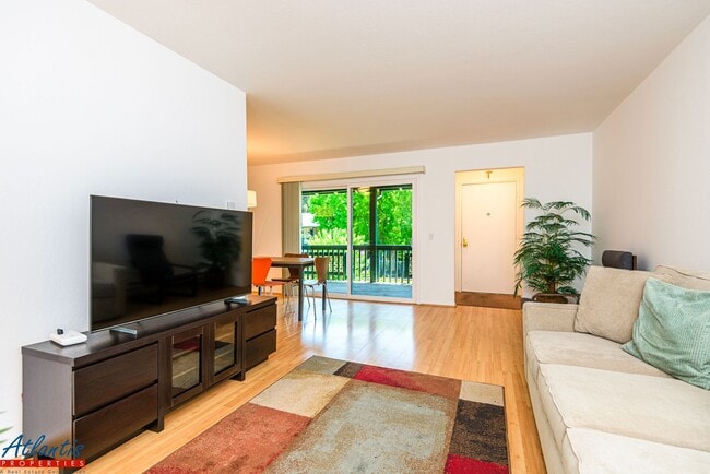 Photo - 2025 California St Unit 34