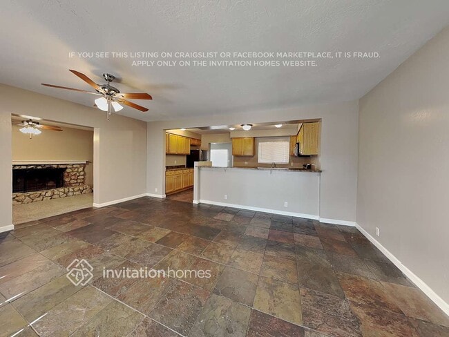 Photo - 2532 E Clarendon Ave