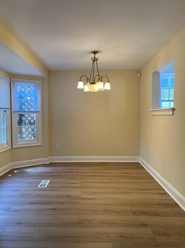 Photo - Great Victorian House in Historic District