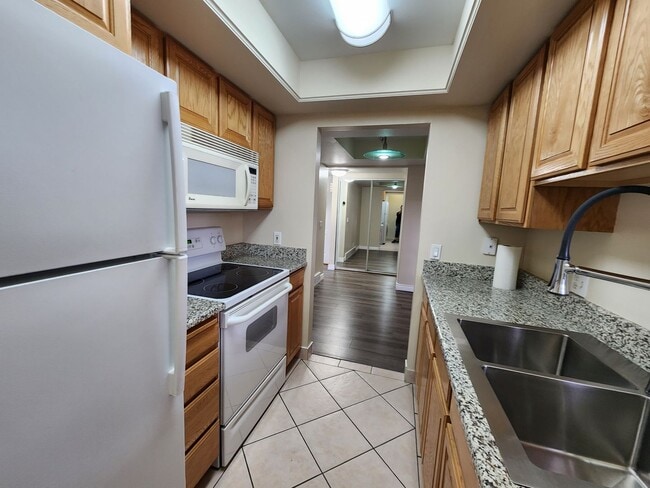 Photo - This one made the nice list! 2 bd. STUNNER! Hot Tub! Pet ok!