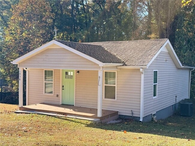 Building Photo - 1938 Main St NW