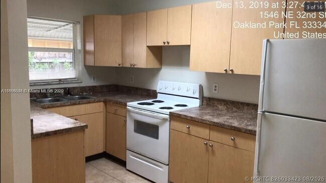 Photo - 1546 NE 32nd St Unit B