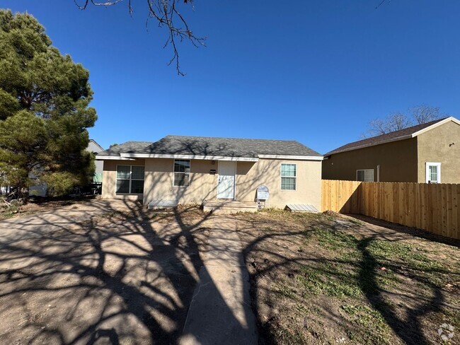 Building Photo - Great remodeled property with large basement. Rental