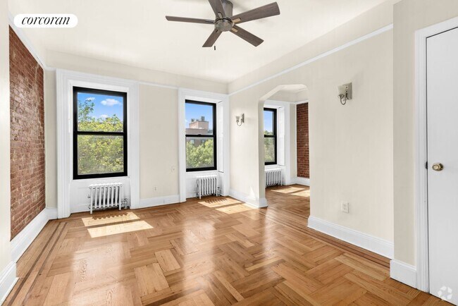 Building Photo - 95 Clinton Ave Rental
