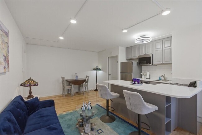 5630 N Sheridan Rd Unit S1101