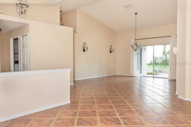 Photo - 1407 Whispering Woods Way