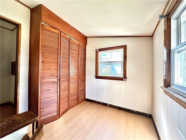 Photo - 60 Dixon St