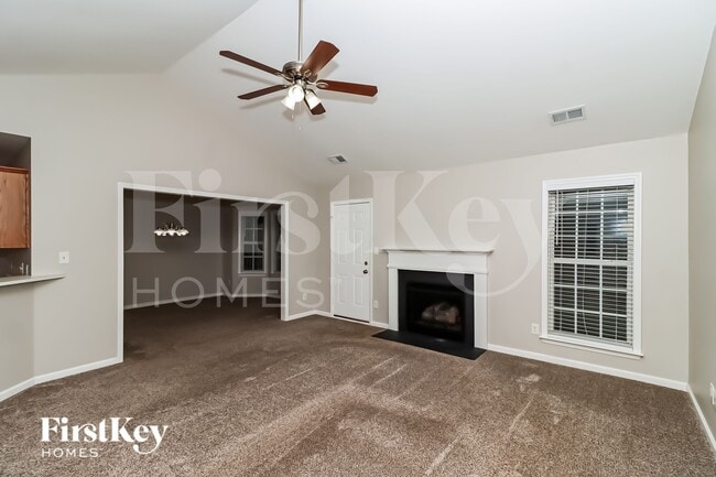 Photo - 312 Edgemore Ct