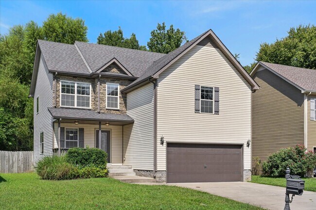 3640 Fox Tail Dr