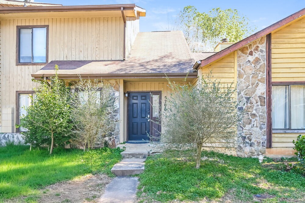 Photo - 5796 Trent Walk Dr