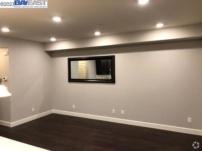 Building Photo - 4740 Norris Canyon Rd Rental