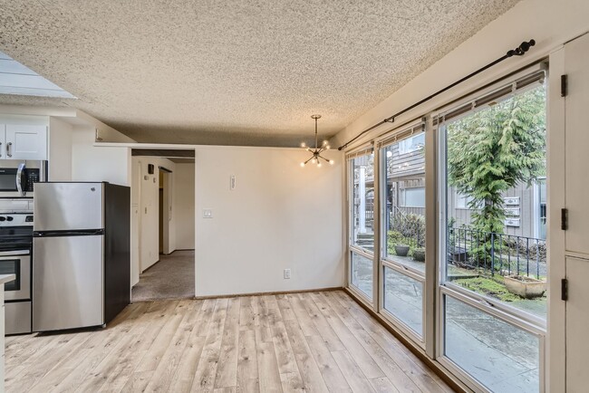 2015 - 2015 Apartment