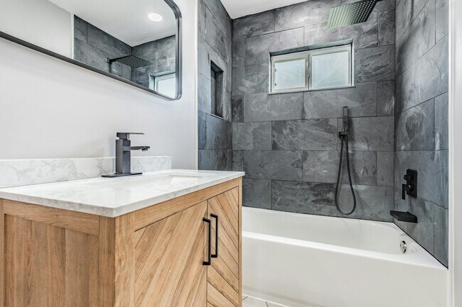 Photo - 186 22nd Ave N Apartamento Unidad 4