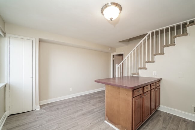 Photo - Charming 3 bedroom 1.5 bath townhouse in Dundalk