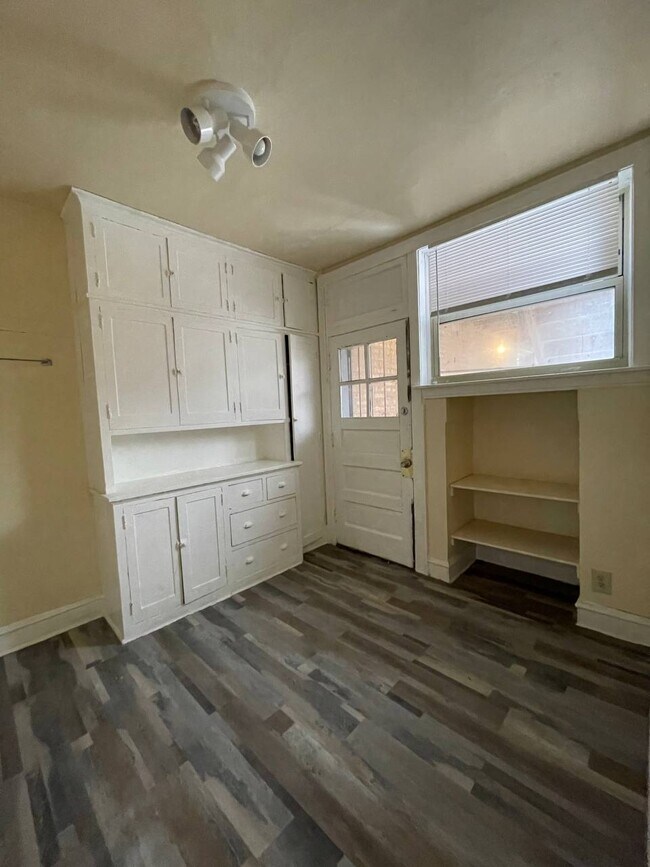 Photo - 7400-7410 S Chappel Ave