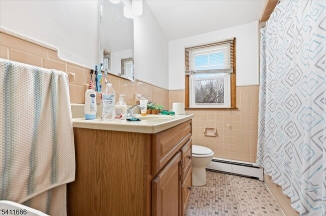 Photo - 42 Bergen Blvd