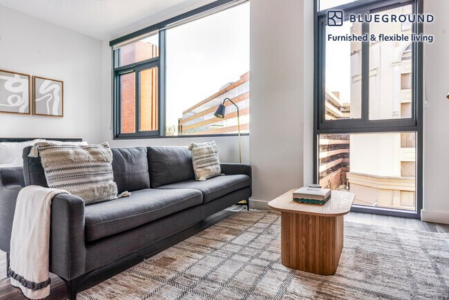 Building Photo - 1255 22nd St NW Rental