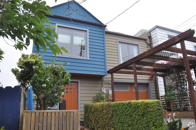 Building Photo - 126 Shields St Rental